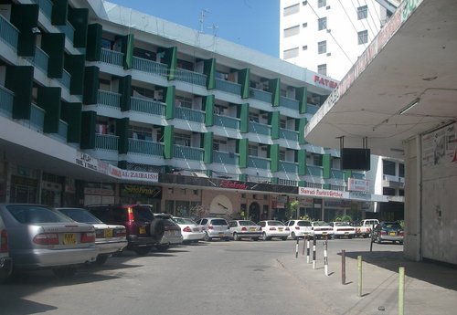 mombasa-streets-apartments